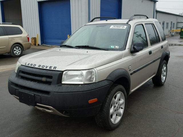 SALNY22252A374215 - 2002 LAND ROVER FREELANDER BEIGE photo 2