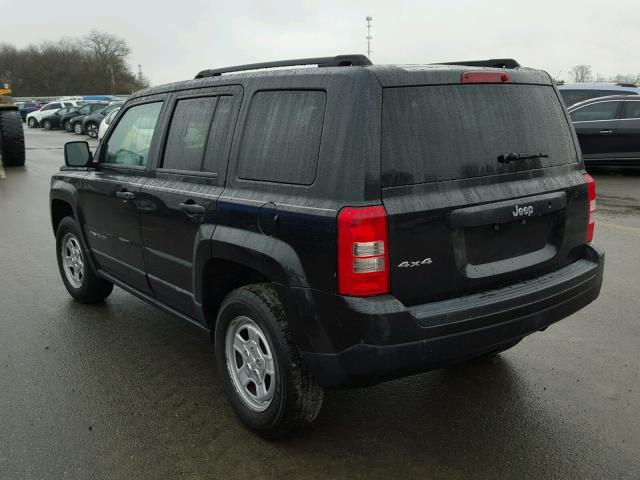 1J4NF1GB5BD188084 - 2011 JEEP PATRIOT SP BLACK photo 3