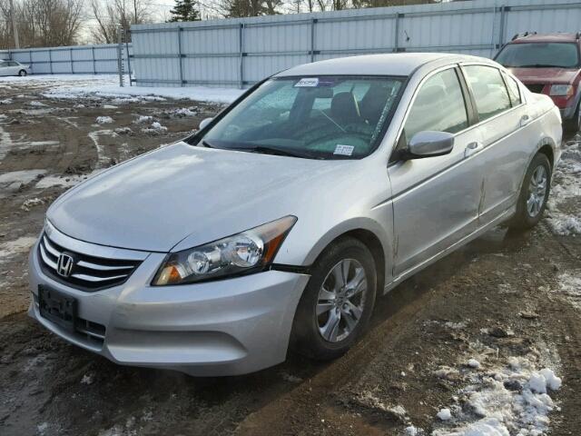 1HGCP2F68CA185799 - 2012 HONDA ACCORD SE SILVER photo 2