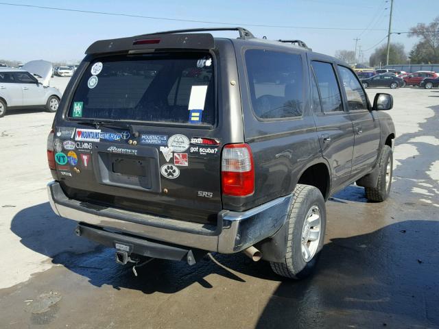 JT3GN86R6W0077795 - 1998 TOYOTA 4RUNNER SR GRAY photo 4