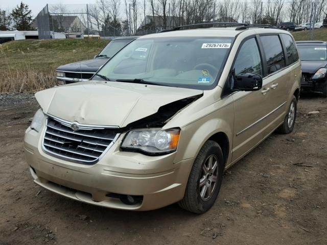 2A4RR5D11AR282700 - 2010 CHRYSLER TOWN & COU BEIGE photo 2