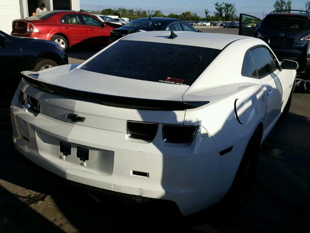 2G1FE1E33C9170179 - 2012 CHEVROLET CAMARO LS WHITE photo 4