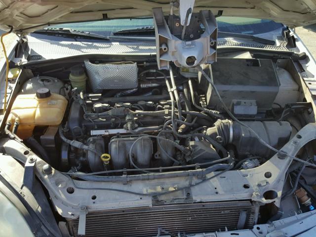 3FAFP37N85R126015 - 2005 FORD FOCUS ZX5 SILVER photo 7