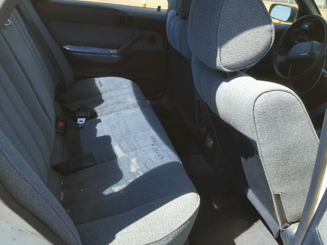 4T1VV21E7LU034880 - 1990 TOYOTA CAMRY DLX 白色 照片 6