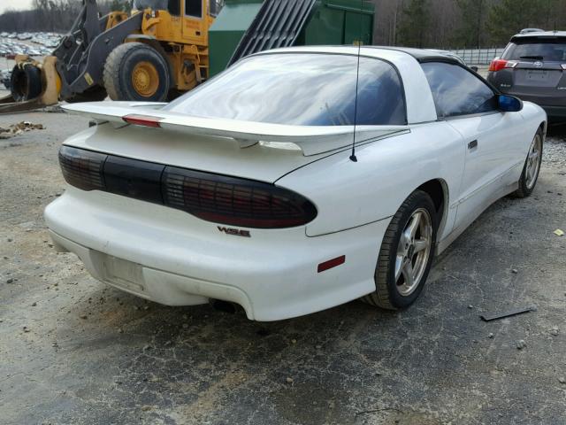 2G2FV22P8V2231692 - 1997 PONTIAC FIREBIRD F WHITE photo 4