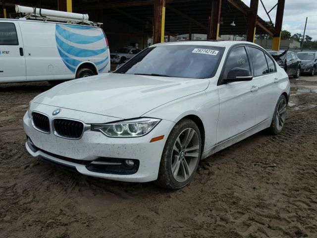 WBA3C1C56DF442928 - 2013 BMW 328 I SULE WHITE photo 2