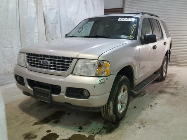 1FMZU73K84UA80966 - 2004 FORD EXPLORER GRAY photo 2