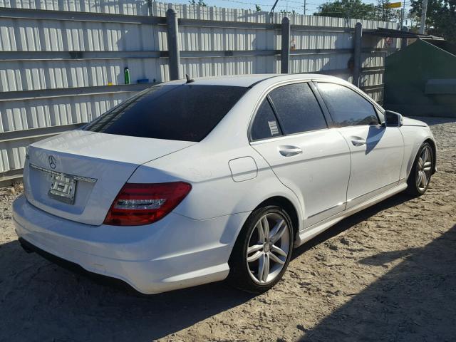 WDDGF4HB4DR282189 - 2013 MERCEDES-BENZ C 250 WHITE photo 4