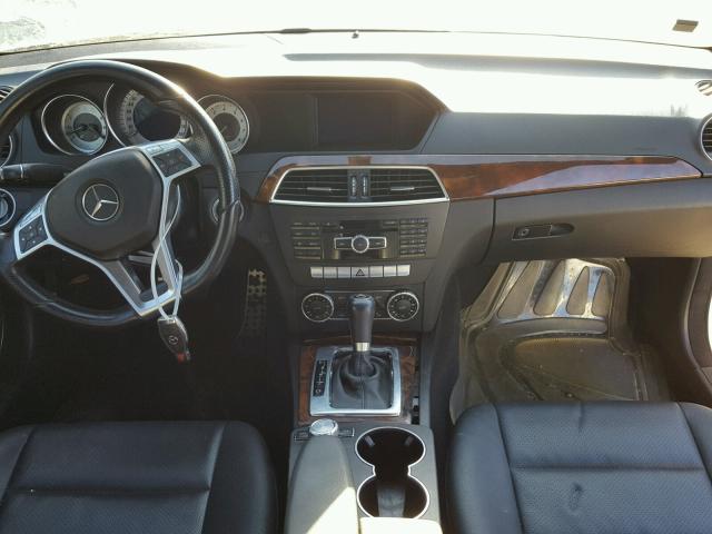 WDDGF4HB4DR282189 - 2013 MERCEDES-BENZ C 250 WHITE photo 9