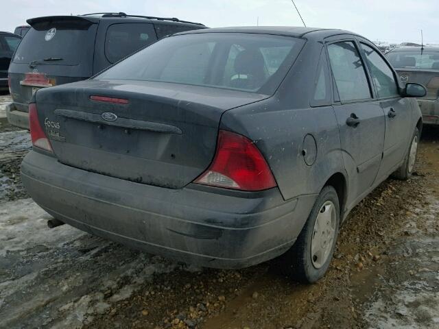 1FAFP33PX4W186204 - 2004 FORD FOCUS LX GRAY photo 4