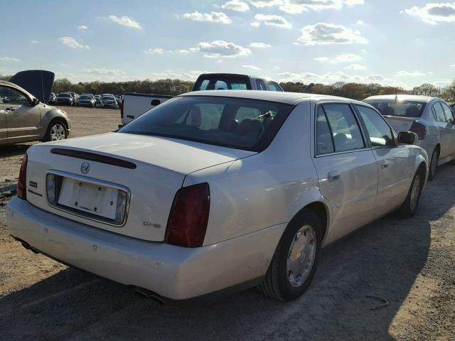 1G6KE54Y42U285565 - 2002 CADILLAC DEVILLE DH WHITE photo 4