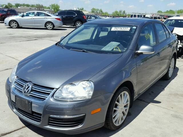 3VWRX7AJ5AM110735 - 2010 VOLKSWAGEN JETTA SE/S GRAY photo 2