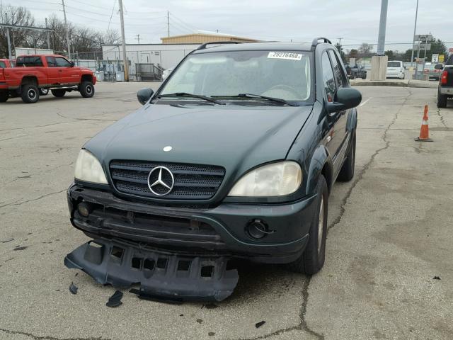 4JGAB72E91A254510 - 2001 MERCEDES-BENZ ML 430 GREEN photo 2