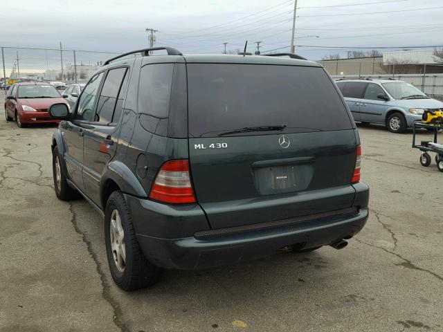 4JGAB72E91A254510 - 2001 MERCEDES-BENZ ML 430 绿色 照片 3