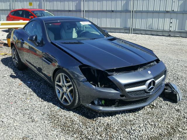 WDDPK4HA3DF054138 - 2013 MERCEDES-BENZ SLK 250 CHARCOAL photo 1