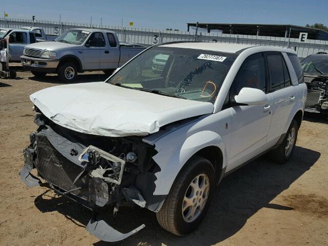 5GZCZ53465S819569 - 2005 SATURN VUE WHITE photo 2