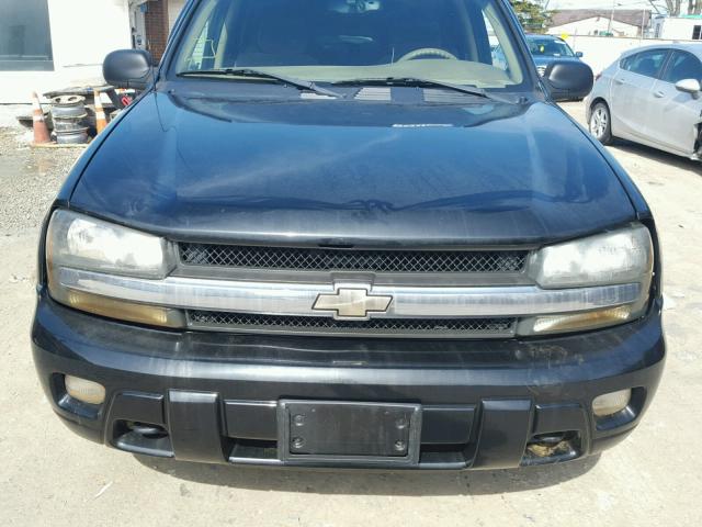 1GNDT13S642447610 - 2004 CHEVROLET TRAILBLAZE BLACK photo 9