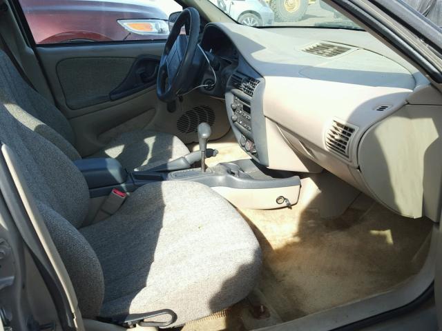 1G1JC524627490441 - 2002 CHEVROLET CAVALIER B BEIGE photo 5