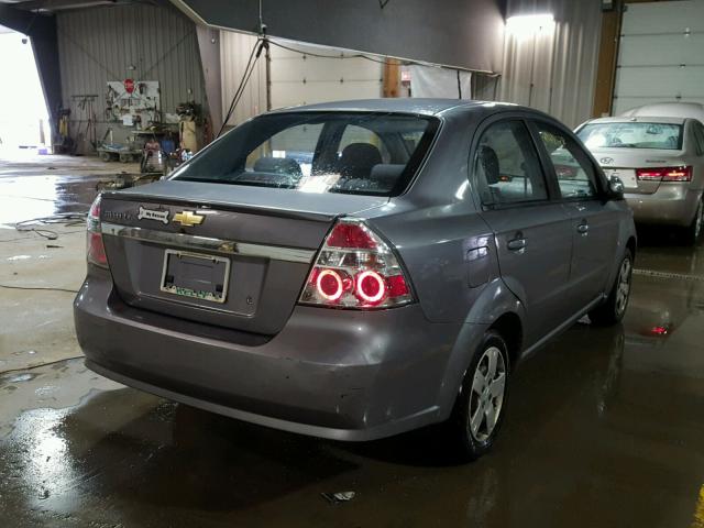 KL1TD5DE2AB119296 - 2010 CHEVROLET AVEO LS 灰色 照片 4