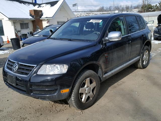 WVGZE77L97D000899 - 2007 VOLKSWAGEN TOUAREG V6 BLACK photo 2