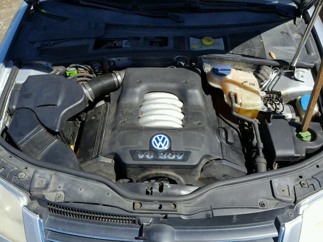 WVWRH63B63P180578 - 2003 VOLKSWAGEN PASSAT GLX 银色 照片 7