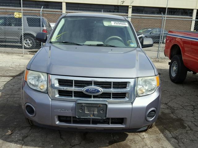 1FMCU02Z58KC40217 - 2008 FORD ESCAPE XLS GRAY photo 9