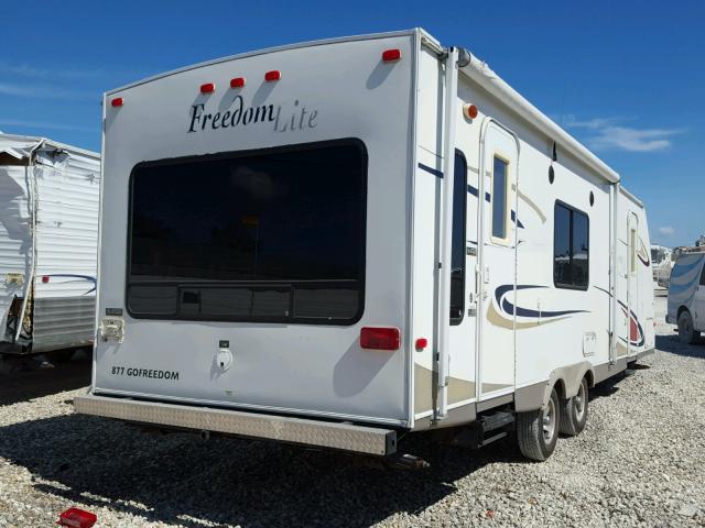 4YDT281298S430435 - 2008 KEYSTONE FREEDOM WHITE photo 4