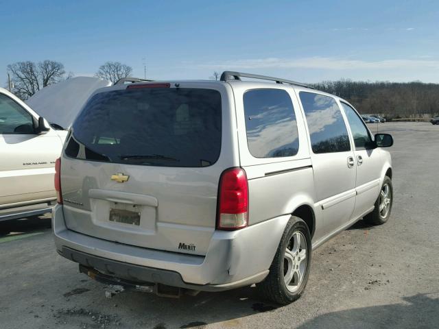 1GNDV23L95D180686 - 2005 CHEVROLET UPLANDER L 银色 照片 4