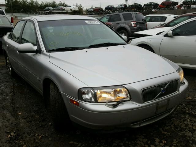 YV1TS91D221280380 - 2002 VOLVO S80 T6 TUR SILVER photo 1