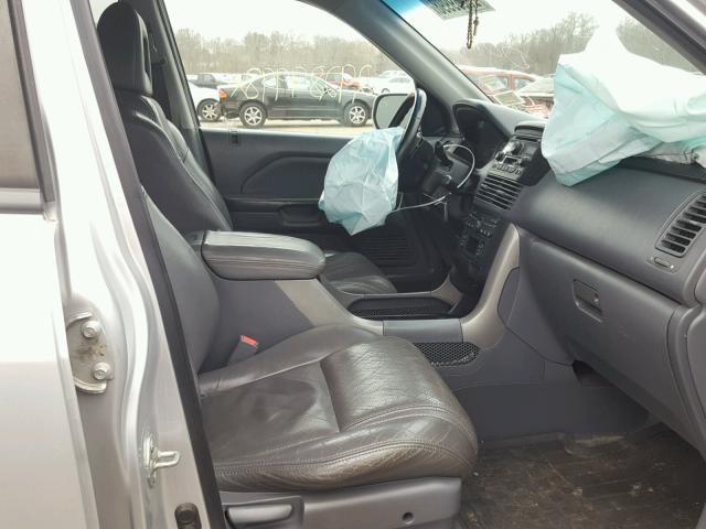 2HKYF18564H516931 - 2004 HONDA PILOT EXL SILVER photo 5