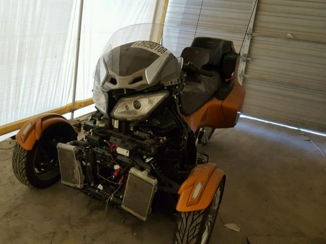 2BXNBDD1XEV002465 - 2014 CAN-AM SPYDER ROA GOLD photo 2