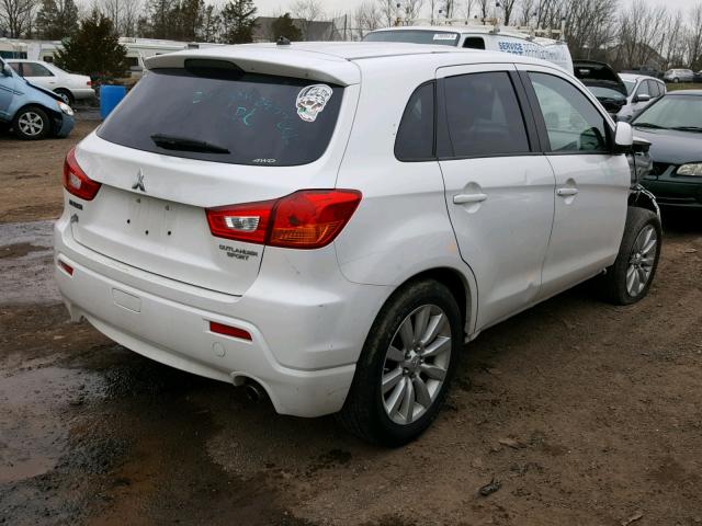 JA4AR4AU9BZ019657 - 2011 MITSUBISHI OUTLANDER WHITE photo 4