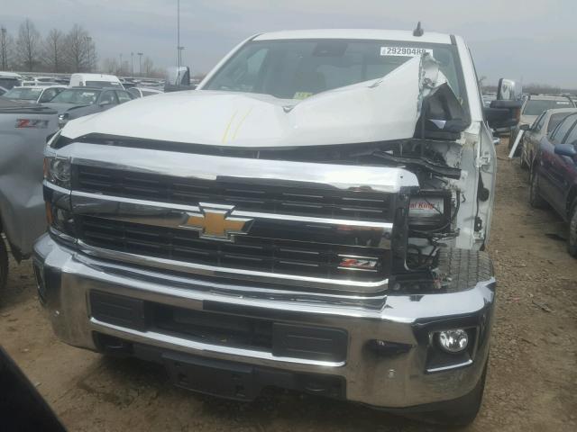 1GC1KWE82GF266899 - 2016 CHEVROLET SILVERADO WHITE photo 7