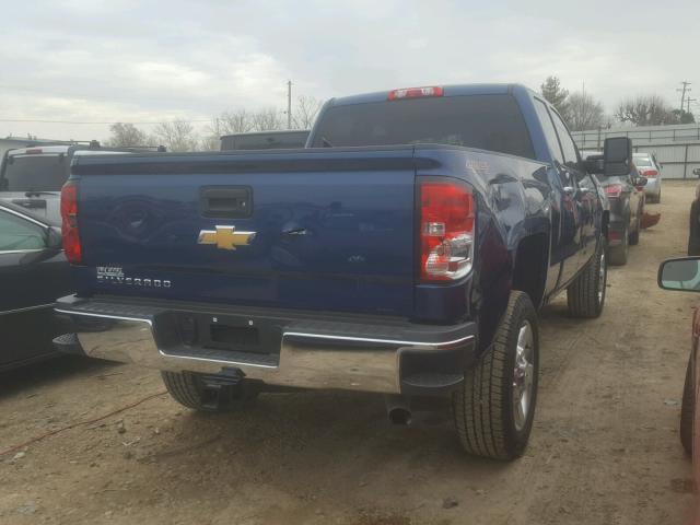 1GC2KUEG4HZ403955 - 2017 CHEVROLET SILVERADO BLUE photo 4