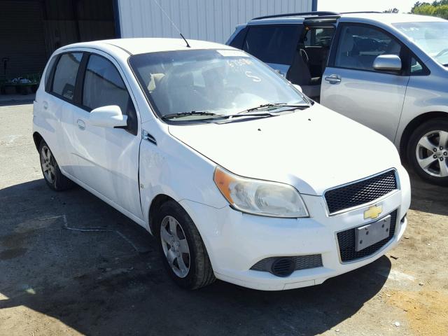 KL1TD66E89B673084 - 2009 CHEVROLET AVEO LS WHITE photo 1