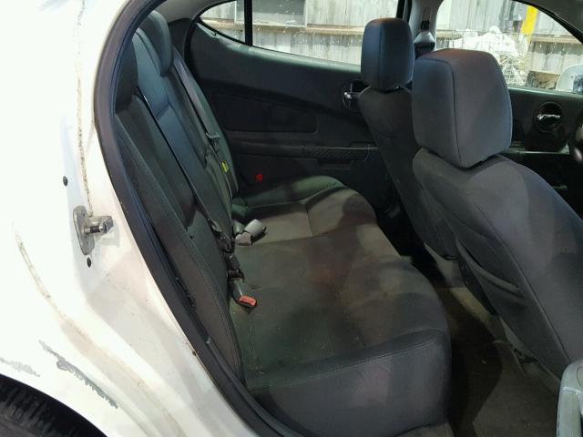 2G2WP522641192363 - 2004 PONTIAC GRAND PRIX WHITE photo 6