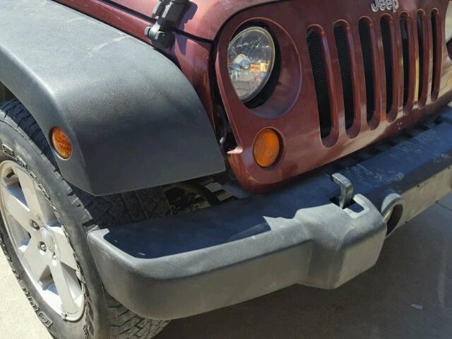 1J4GB39147L207886 - 2007 JEEP WRANGLER X MAROON photo 9