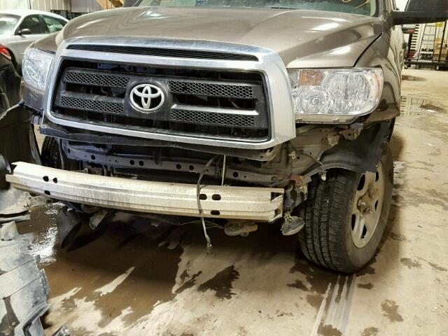 5TFUM5F17CX035150 - 2012 TOYOTA TUNDRA DOU BROWN photo 9