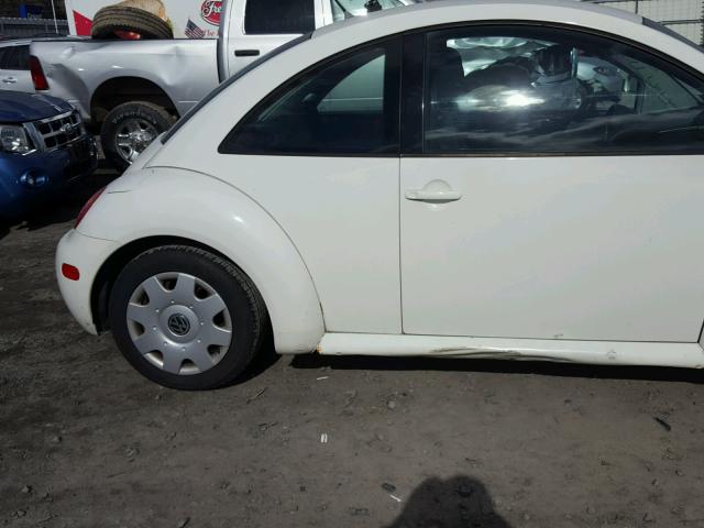 3VWBC21C3XM459354 - 1999 VOLKSWAGEN NEW BEETLE 白色 照片 9