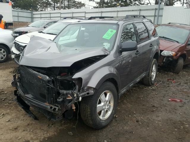 1FMCU9DG7AKC96620 - 2010 FORD ESCAPE XLT GRAY photo 2