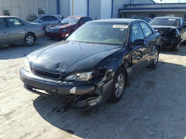 JT8BF28G0W5028332 - 1998 LEXUS ES 300 BLACK photo 2