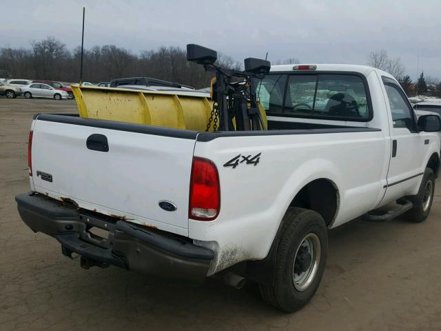 1FTNF21L04EA36322 - 2004 FORD F250 SUPER WHITE photo 4