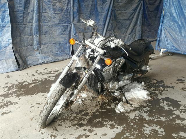 JH2SC6705AK000078 - 2010 HONDA VT1300 CS BLACK photo 2