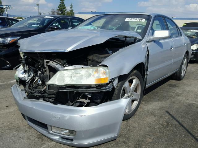 19UUA56933A010636 - 2003 ACURA 3.2TL TYPE SILVER photo 2