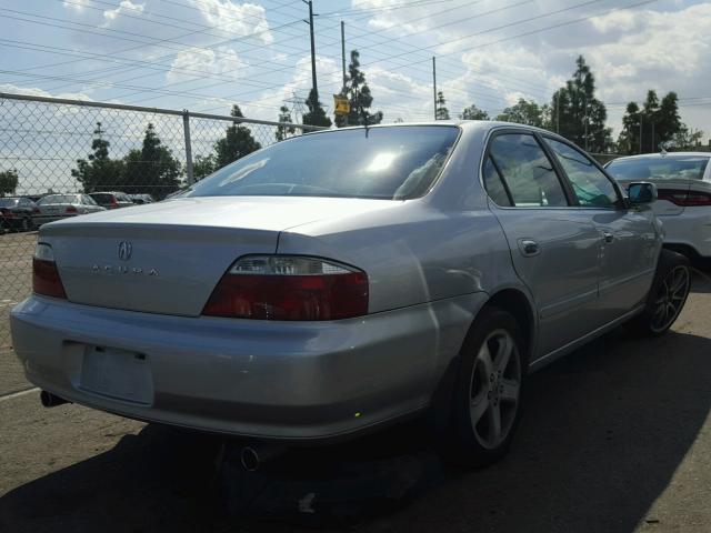 19UUA56933A010636 - 2003 ACURA 3.2TL TYPE SILVER photo 4