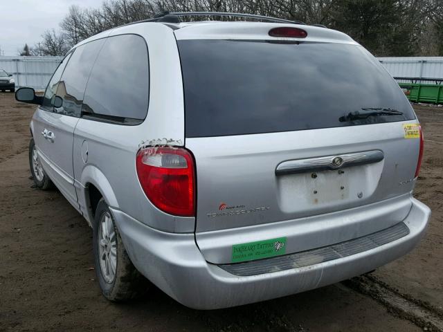 2C8GP54LX4R506618 - 2004 CHRYSLER TOWN & COU SILVER photo 3