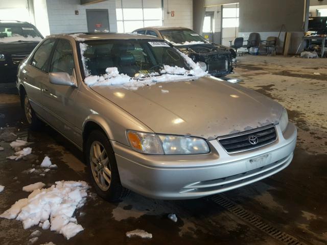 4T1BF28K2YU103736 - 2000 TOYOTA CAMRY LE SILVER photo 1