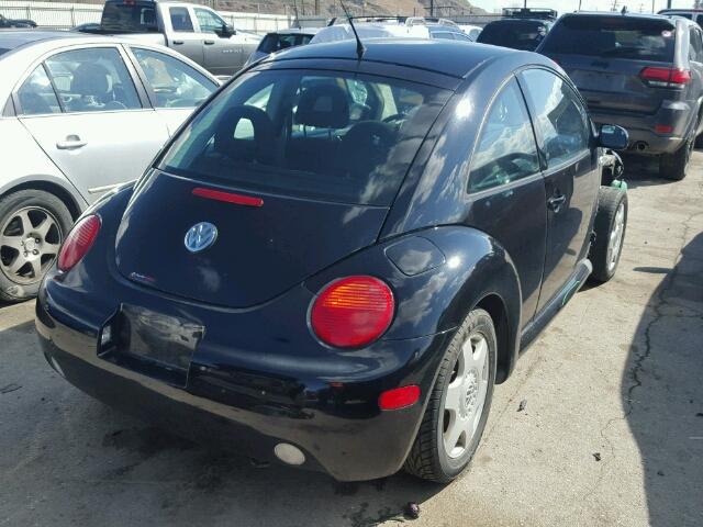 3VWCC21CX1M405108 - 2001 VOLKSWAGEN NEW BEETLE 黑色 照片 4