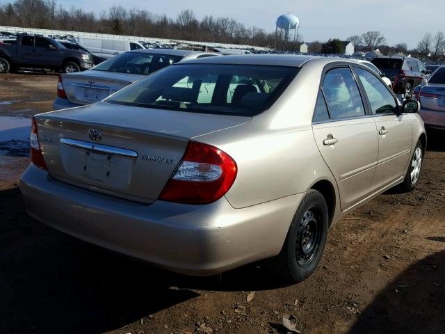 4T1BE32K42U555910 - 2002 TOYOTA CAMRY LE BEIGE photo 4