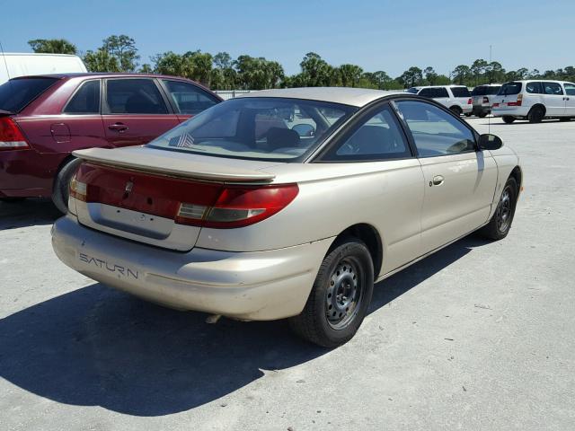 1G8ZH127XWZ220437 - 1998 SATURN SC2 BEIGE photo 4